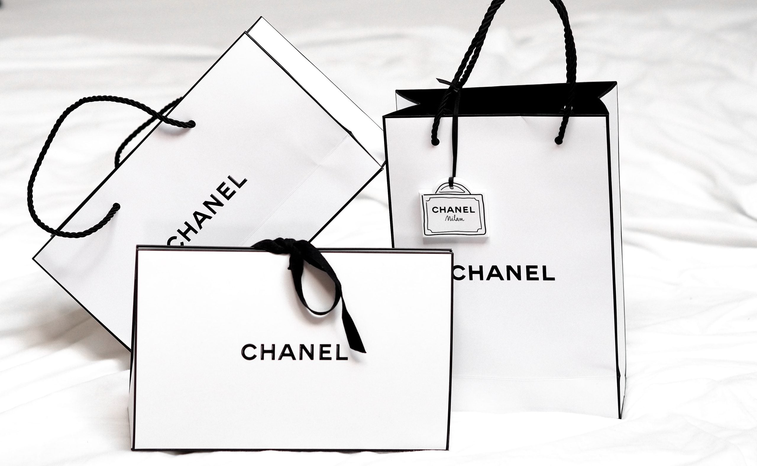 chanel hand bags