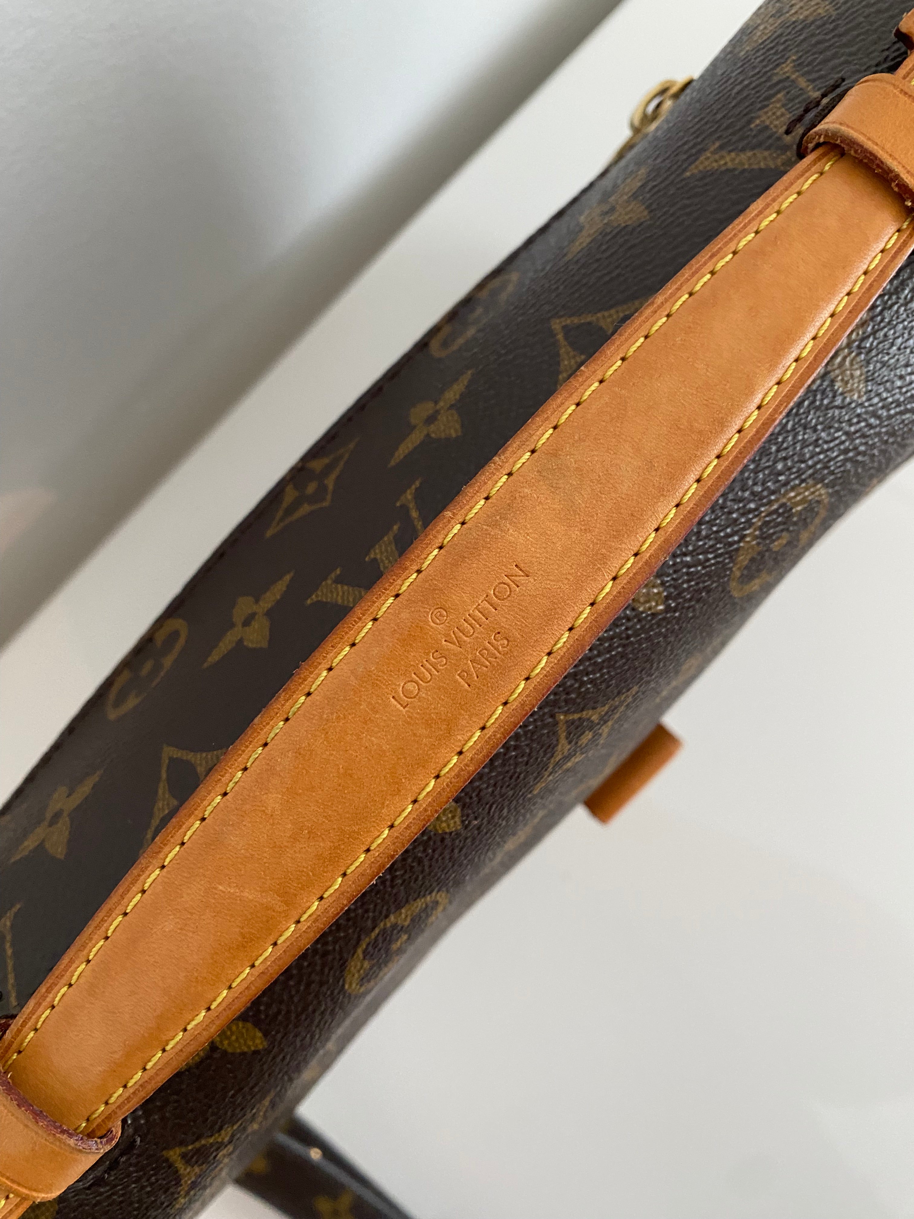 Louis Vuitton Metis Pochette Monogram Brown in Coated Canvas - US
